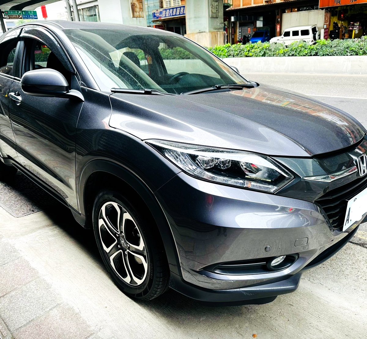 2018年Honda HRV 1.8cc 跑2.2km猶如新車