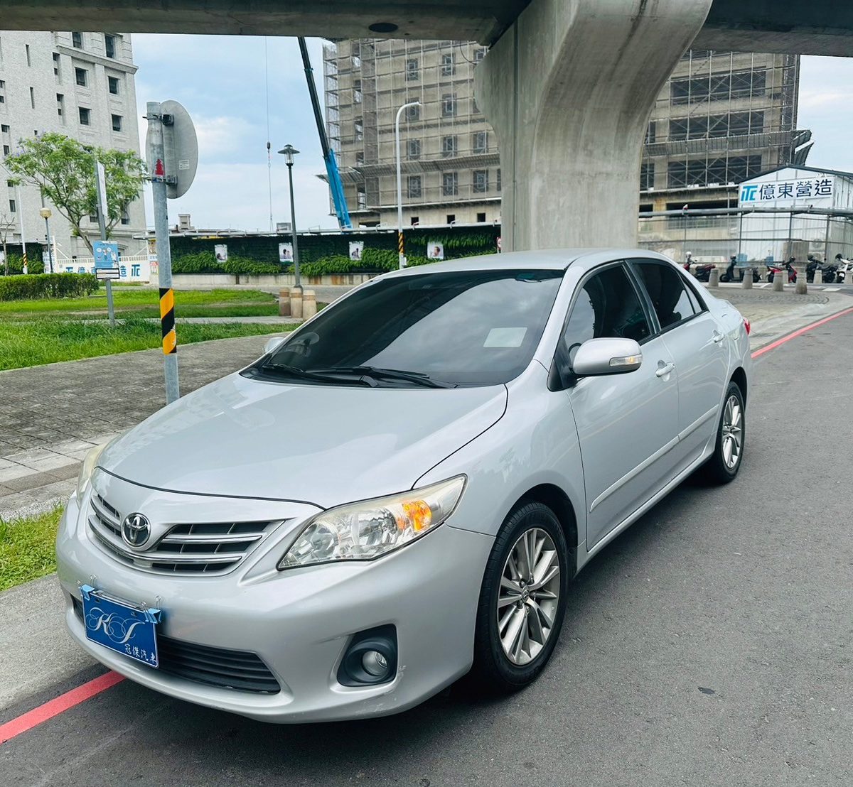 2012年7月 TOYOTA ALTIS E板 1.8cc