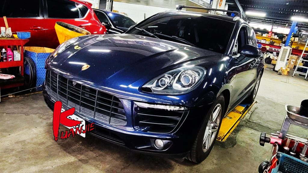 Porsche 保時捷 MACANS 3.0TDI汽門蓋漏油墊片 DPFERG阻塞積碳清洗 引擎燈亮加速無力冒黑煙