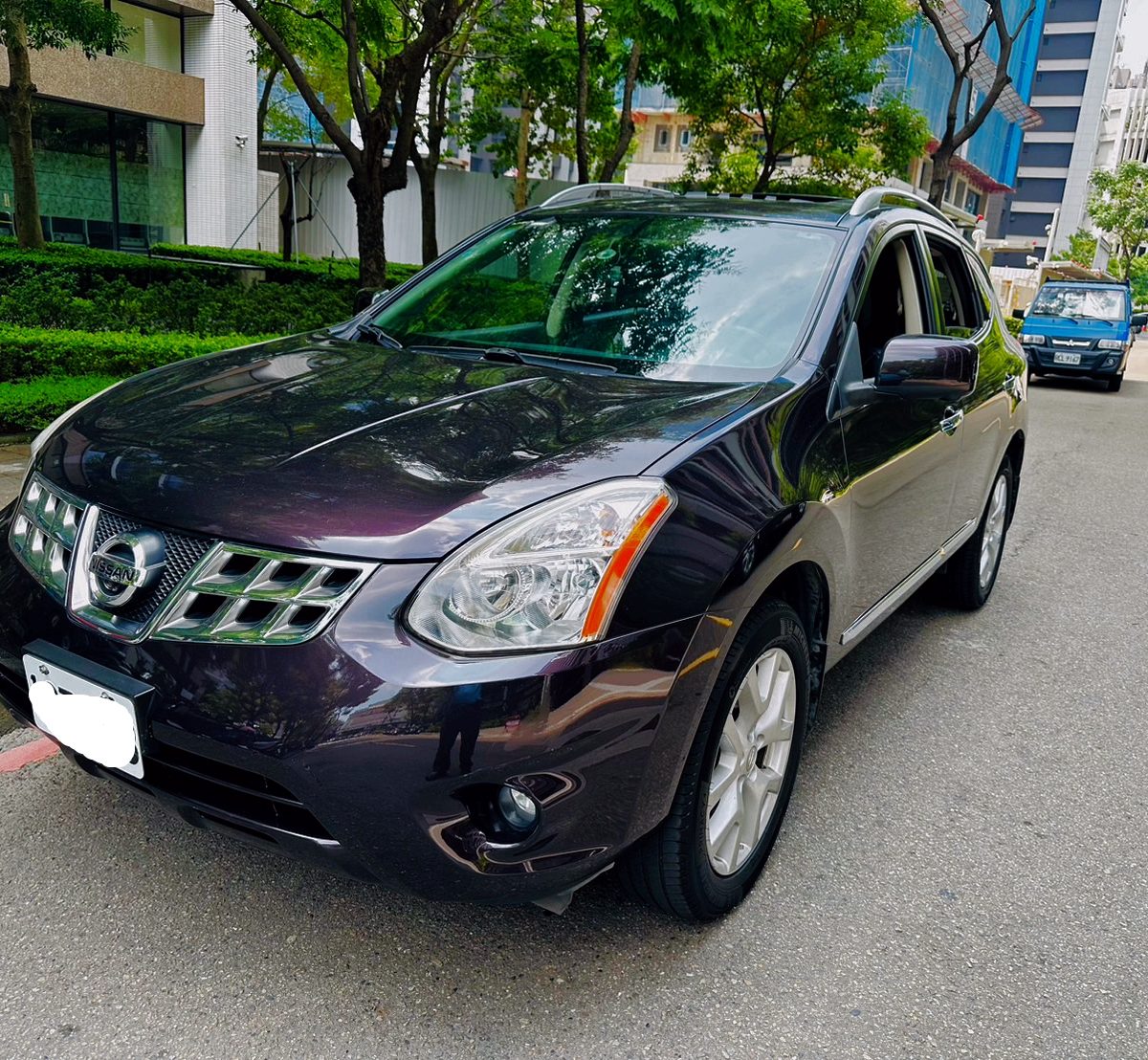 201202 NISSAN ROGUE 2.5CC HID 深紫