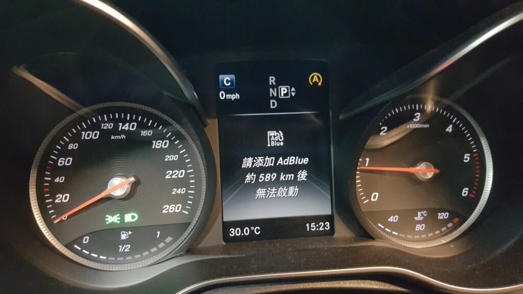 BENZ C200 W205 M626 DPF柴油積碳清洗 尿素燈亮受限