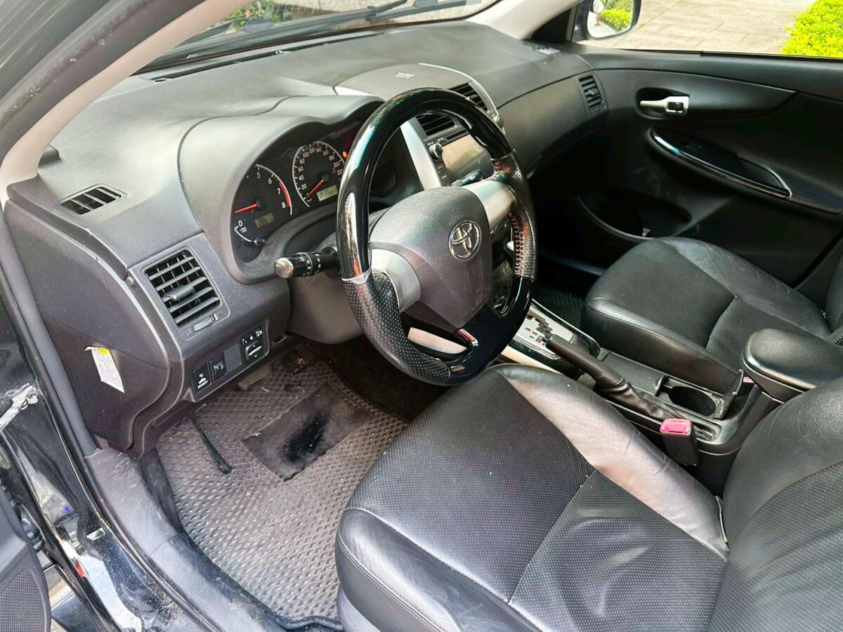 2013/06 TOYOTA ALTIS E 1798CC 代步中古車推薦