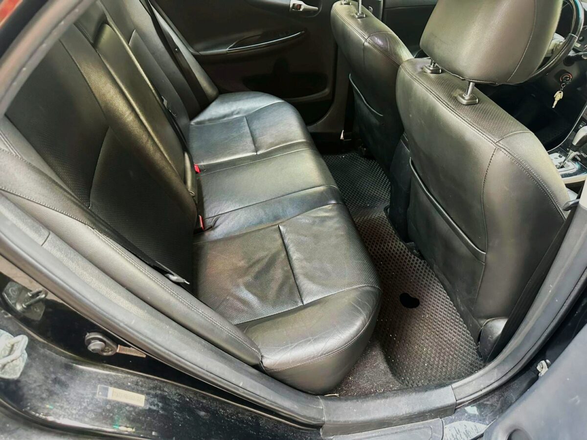 2013/06 TOYOTA ALTIS E 1798CC 代步中古車推薦
