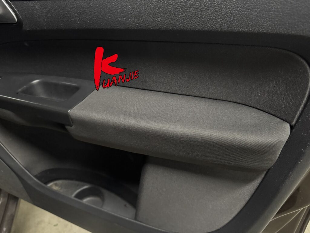 VW CADDY 內門板把手黏黏處理