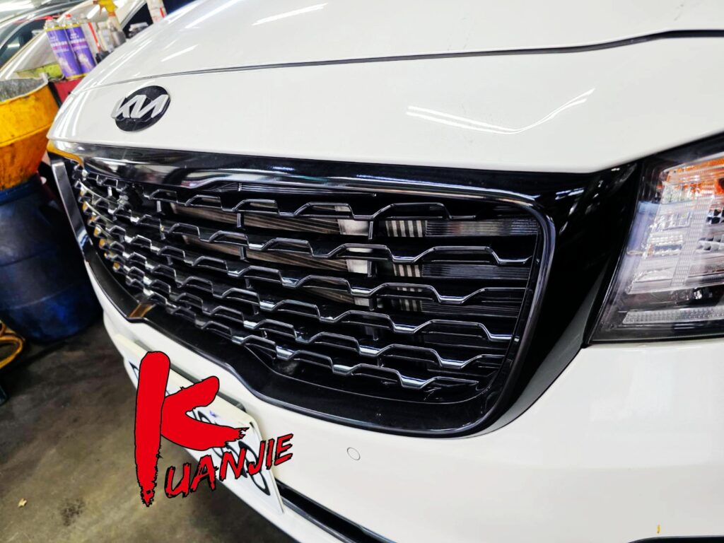 2019 kia carnival 2.2 tdi 前保護罩烤漆 前保險桿烤漆 (前霧燈出風口裝飾條烤漆)