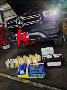 BENZ W167 GLE300D 定期保養機油空氣冷氣濾芯更換 GAT化學品 尿素添加OM654