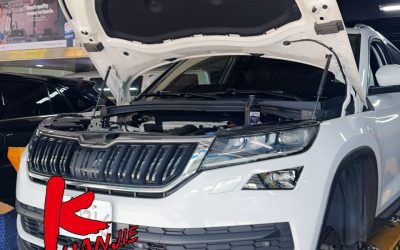 2020年 SKODA Kodiaq 1.4tsi 定期保養剛滿過保 前剎車皮盤剎車油更換