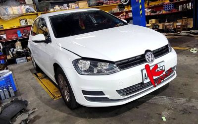 GOLF 1.6TDI 引擎抖動 行駛異音 引擎腳更換CLHA